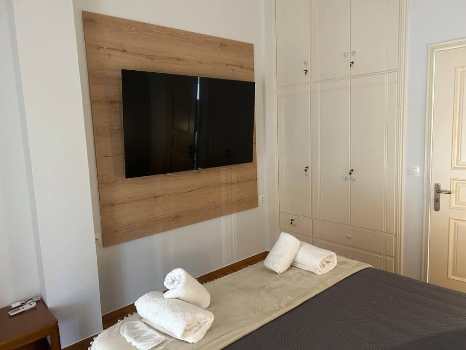 Theodora Suite Smart Key Box By Project 86 Ike Agrinio Extérieur photo