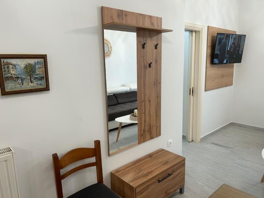 Theodora Suite Smart Key Box By Project 86 Ike Agrinio Extérieur photo